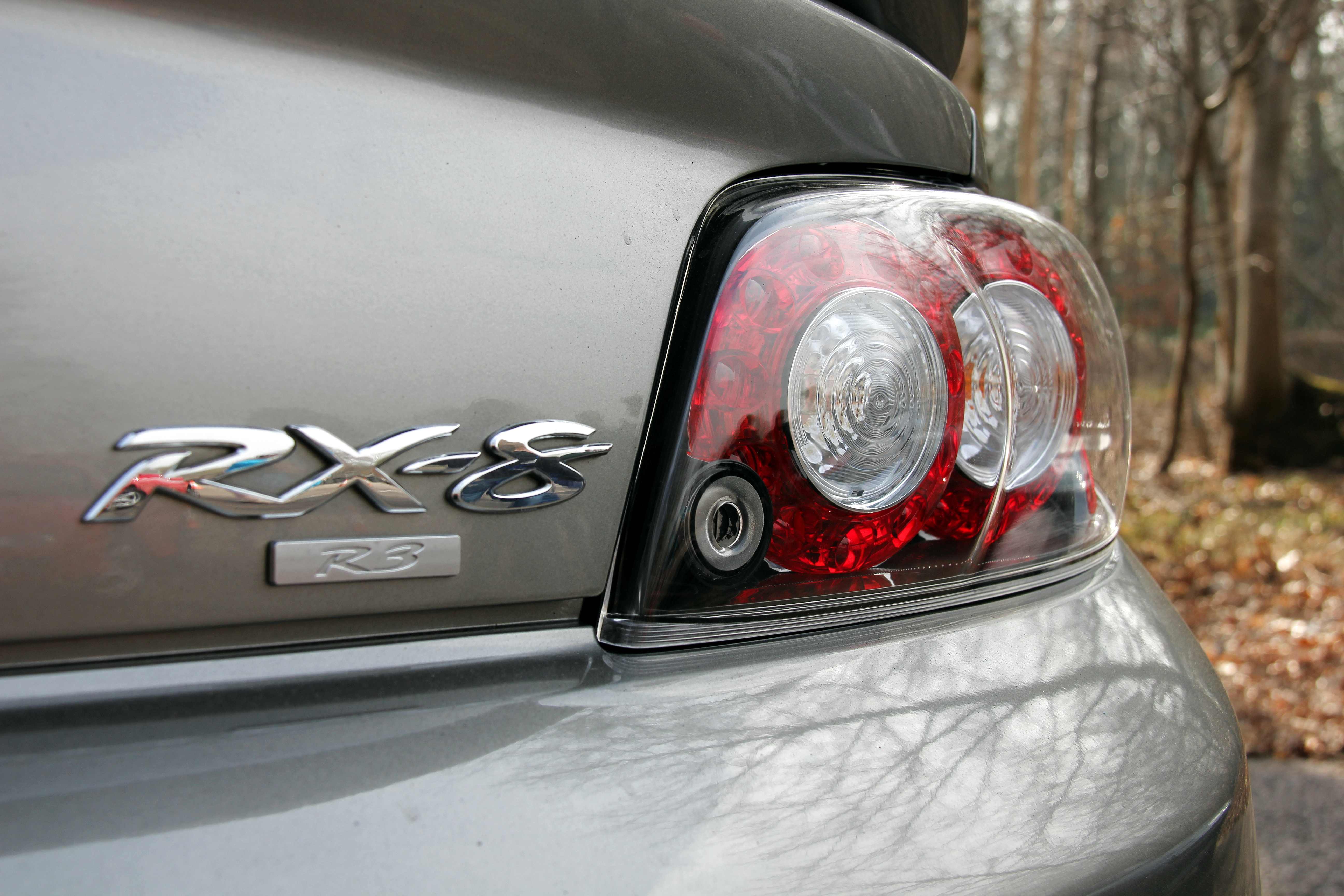 Name: R3lights.jpg
Views: 474
Size: 742.8 KB
