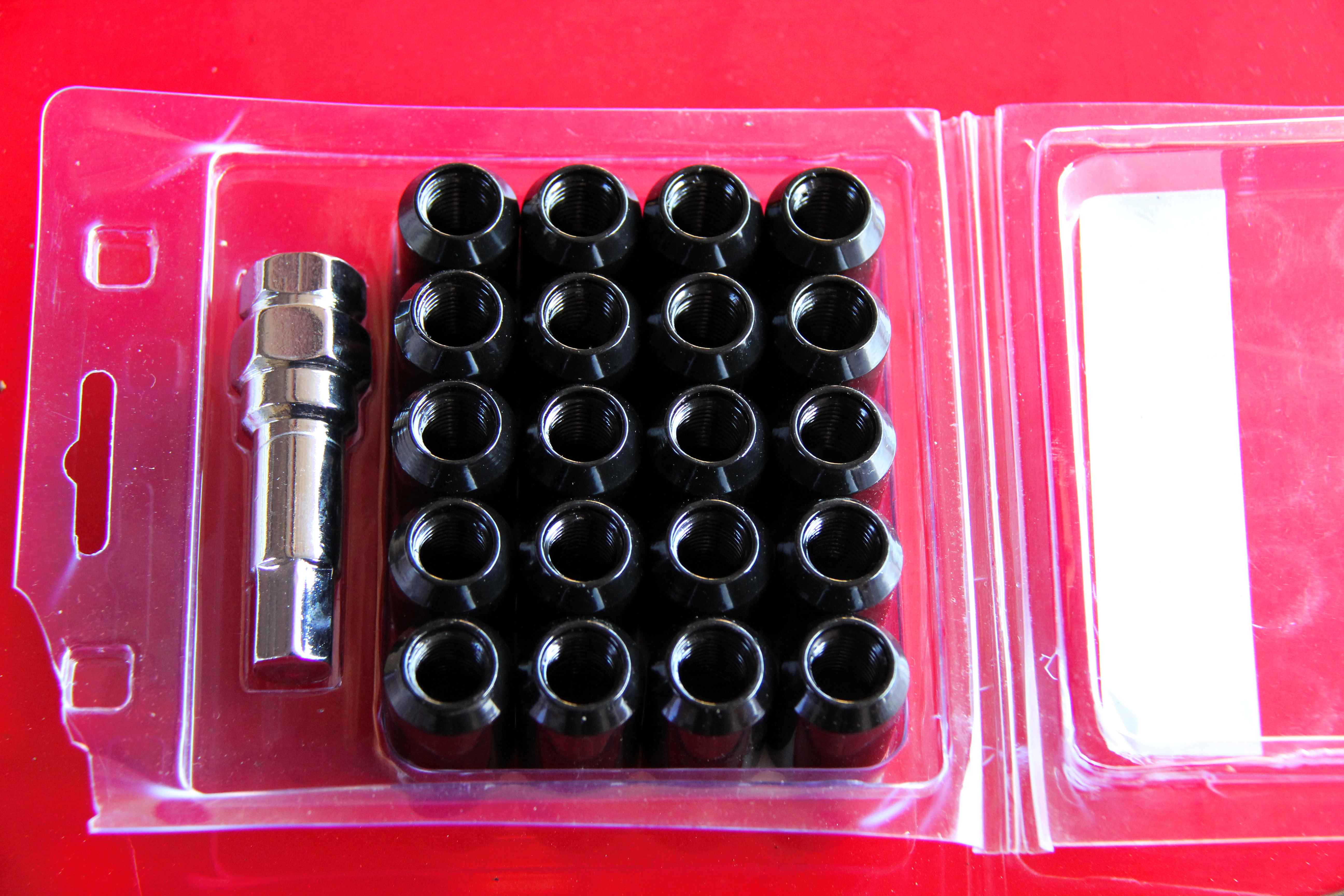 Name: wheelnuts.jpg
Views: 579
Size: 688.1 KB
