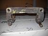 Are these GSL-SE front caliper brackets?-dscn1200.jpg