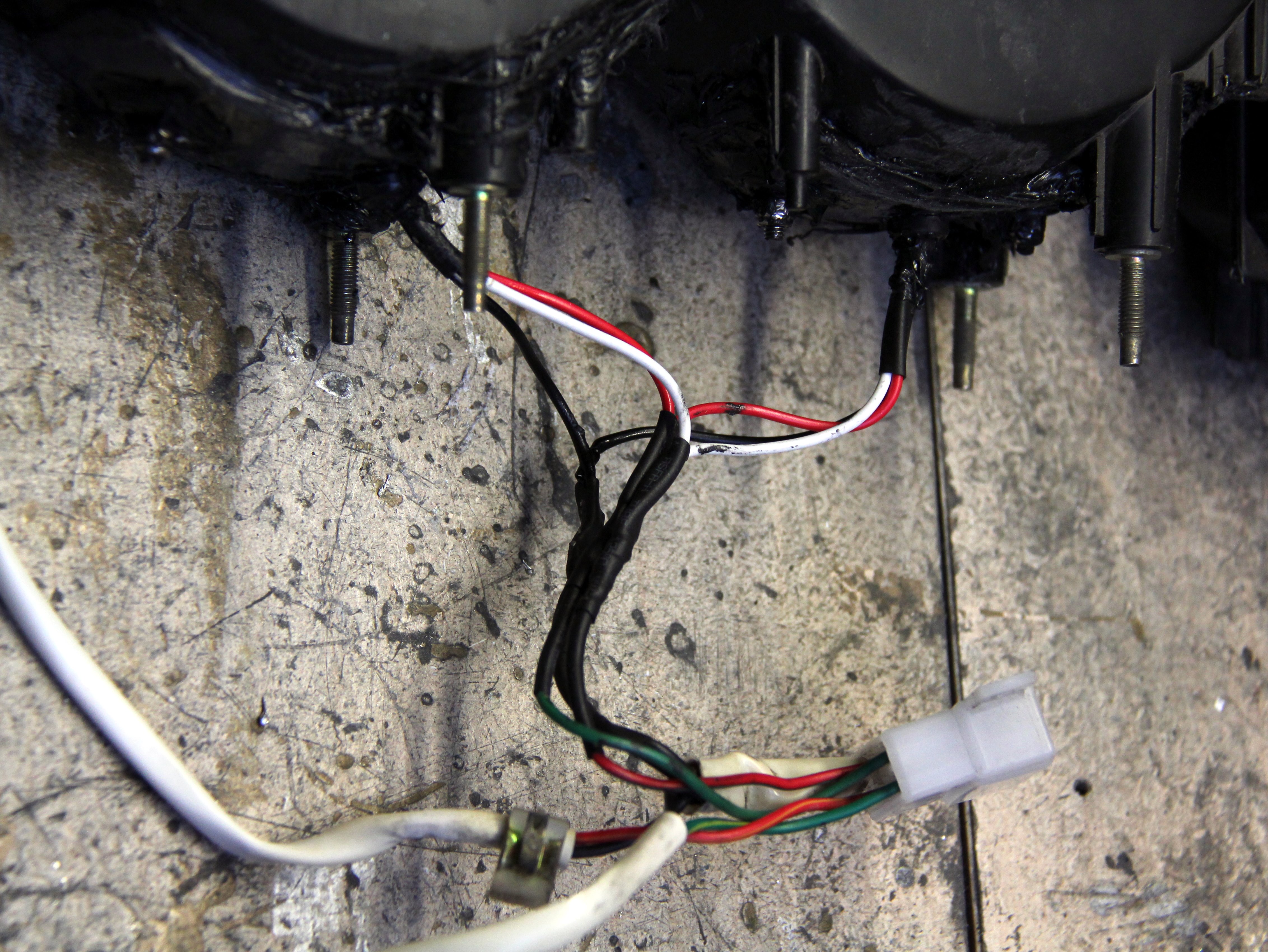 Name: wiring_zps21c4987d.jpg
Views: 885
Size: 2.24 MB