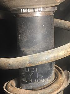 Old KYB adjustable front struts-img_4657.jpg