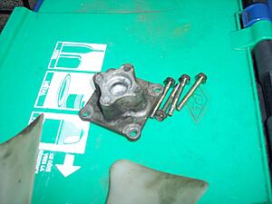 1979 Fan clutch / 1985 Fan clutch different offset?-eswpjdw.jpg
