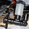 Clutch Master Cylinder Reservoir Removal-20050202_011.jpg