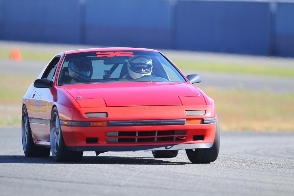 Name:  Nov-09-2014-SpeedVentures-Red-Turn13-NIC_5749-Nov0914_zps7b490a30.jpg
Views: 139
Size:  63.5 KB
