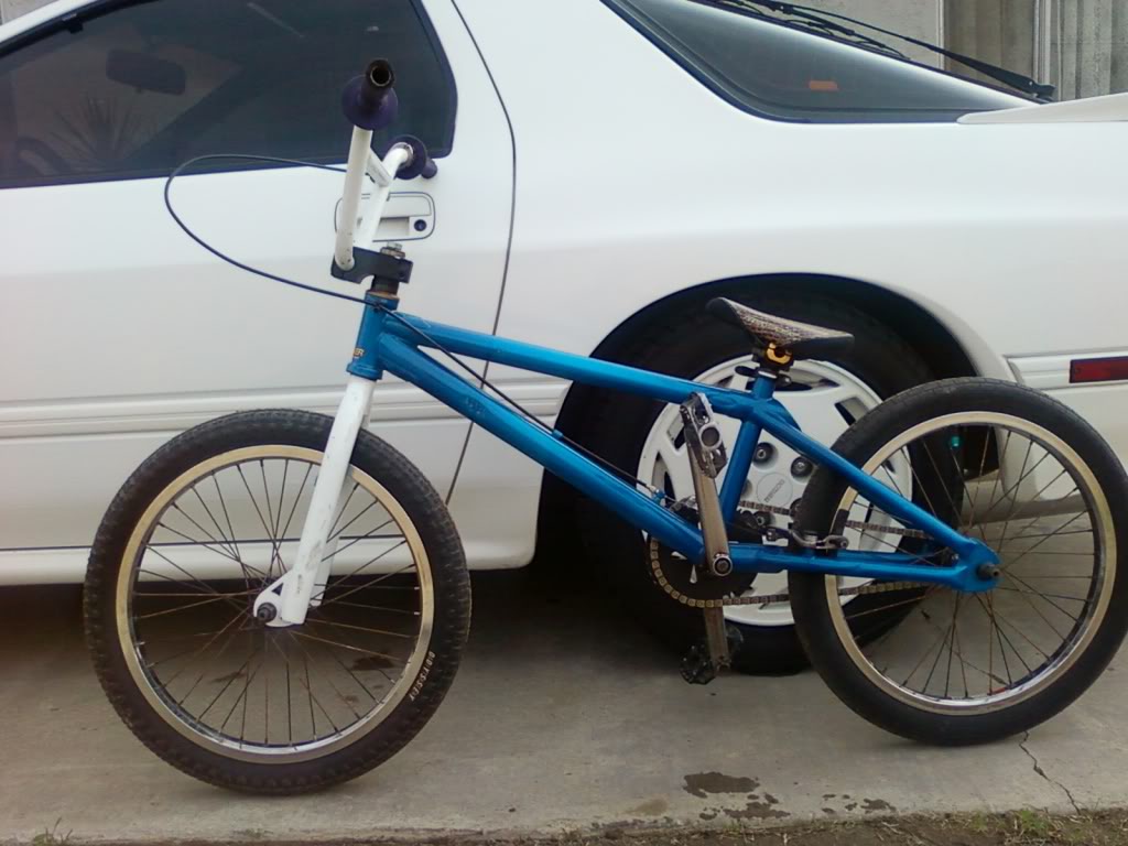 Name: bikeandcar2.jpg
Views: 139
Size: 97.4 KB