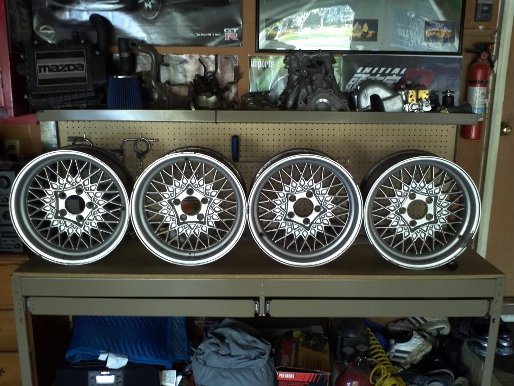 Name:  CrownVic1.jpg
Views: 2615
Size:  161.4 KB