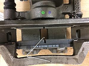 Help an idiot change rear brake pads!-img_2540.jpg