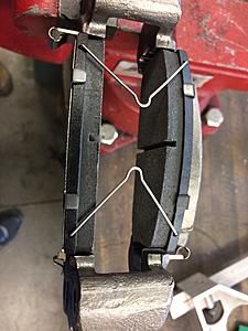 Help an idiot change rear brake pads!-img_2542.jpg
