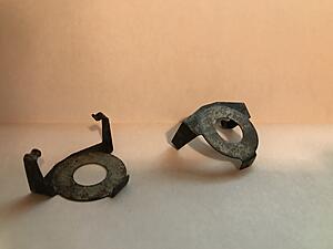 Can I buy these anywhere? (4 piston caliper mounting ear shims?)-6nyg72o.jpg