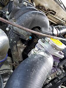 Coolant leak from fill cap-ja6qlsj.jpg