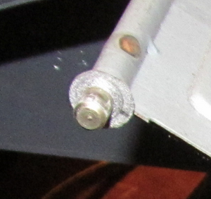 Blend door spacer/washer in heater core housing-6juh7ee.png