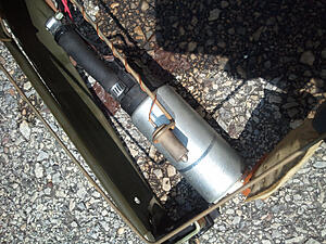 anyone got a pic of a FC fuel sender assembly?-6j7bd.jpg