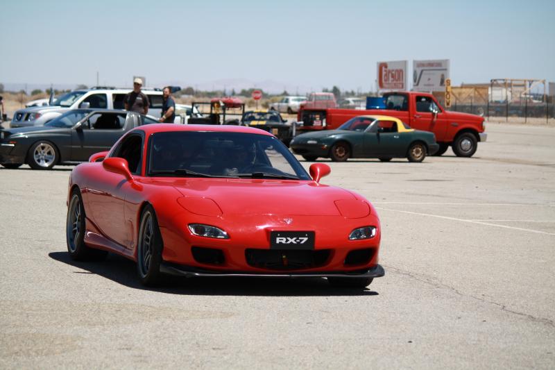 Name: Recenttrackday_zpsc89248e8.jpg
Views: 257
Size: 53.7 KB