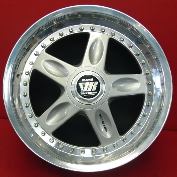 Name: 1_30_03_2010_11_16_WHEELVOLKSILVER.jpg
Views: 376
Size: 62.4 KB