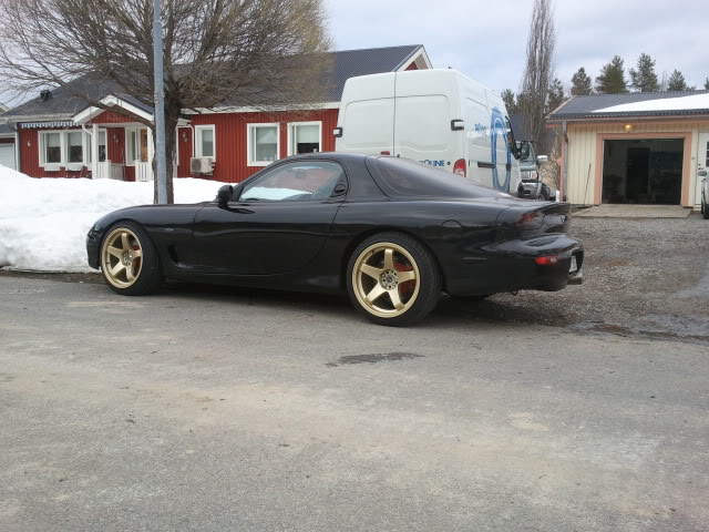 Name:  2012-04-27162510.jpg
Views: 234
Size:  76.6 KB