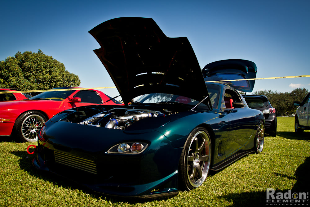 Name:  RX-7Meet-1.jpg
Views: 262
Size:  301.3 KB