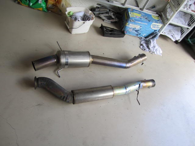 Name: feexh118-1.jpg
Views: 373
Size: 30.0 KB