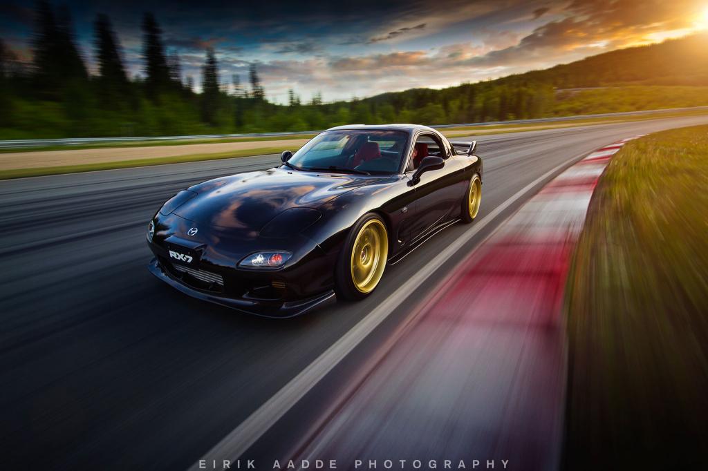 Name: Rx7_RIG_web_zpsaafe885f.jpg
Views: 227
Size: 70.7 KB