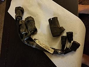 Fan relay rubber / bracket , harness question-20170920_034956.jpg