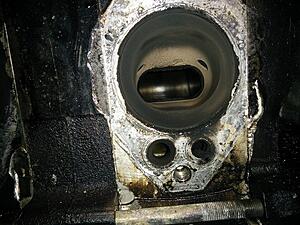 smoke: engine, or turbos?-km2q9eil.jpg