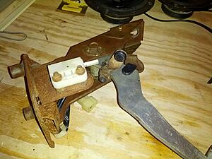 Clutch Pedal push rod-xpop0iu.jpg