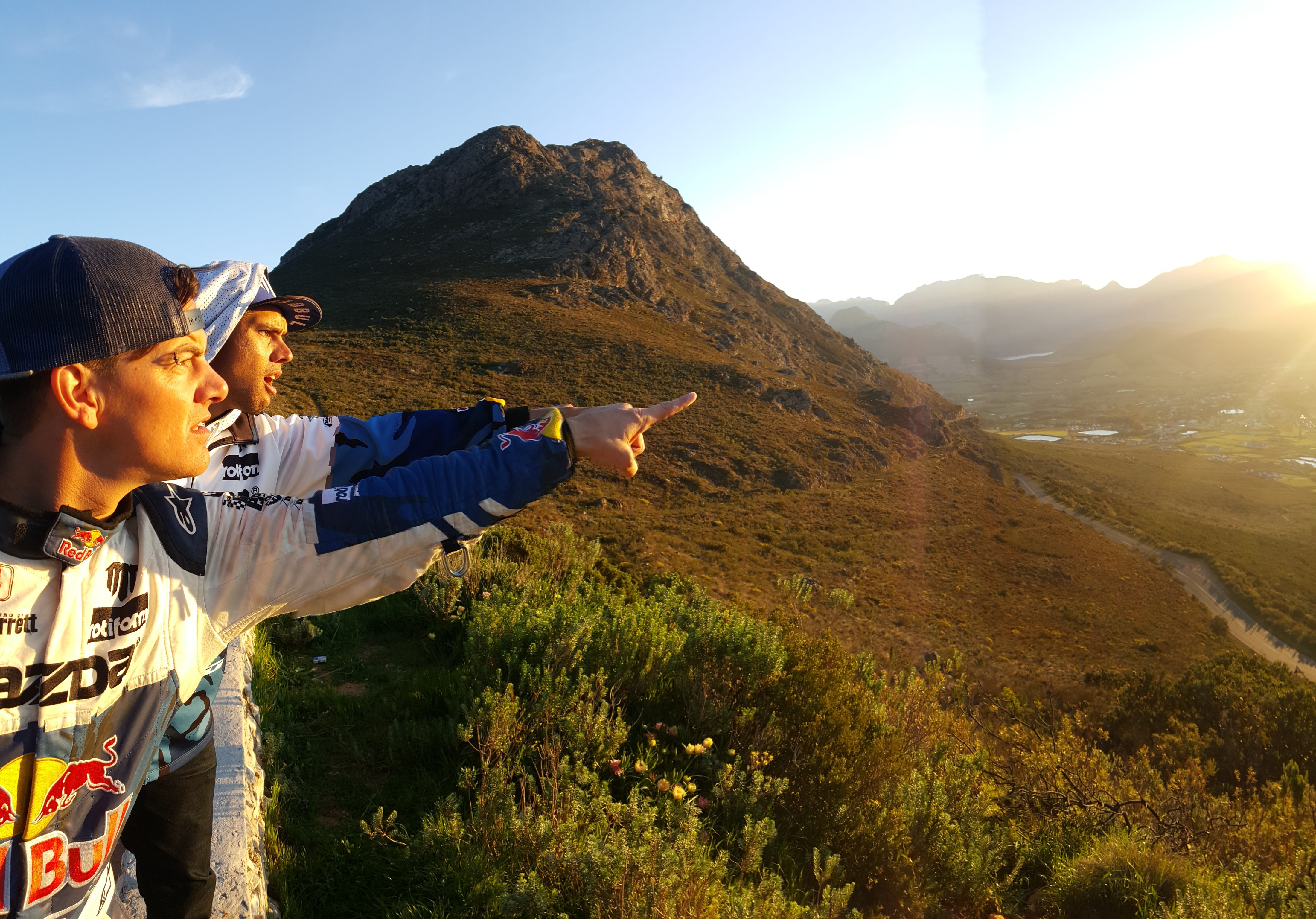 Name:  20160920_181838_zpszjhk1kzt.jpg
Views: 241
Size:  3.89 MB