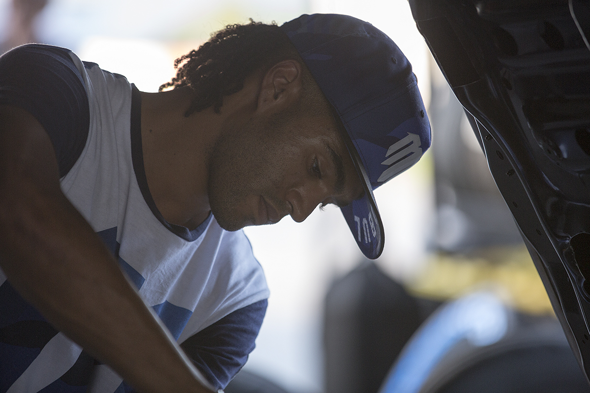 Name:  Aaron%20Canada%20Candid%20WebRes_zps5sn8xhdh.jpg
Views: 229
Size:  633.4 KB