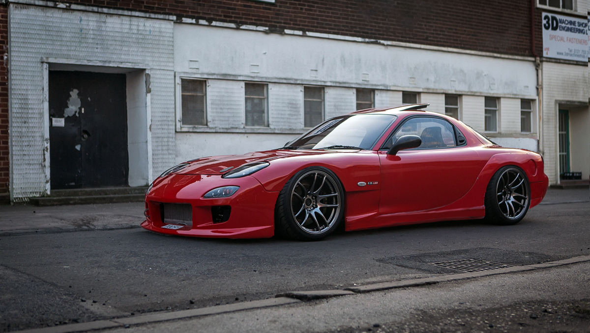 Name:  Dynotorque-UK-Mazda-RX7-LS3-twin-turbo-44-of-76_zpsktnmv9kc.jpg
Views: 409
Size:  631.8 KB