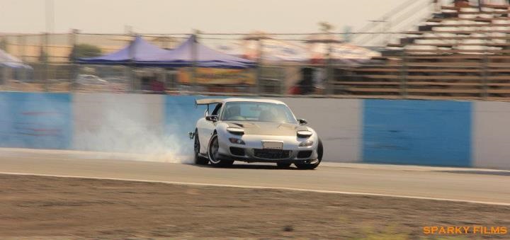Name: 529552_394001147325669_1363935572_n_zps0cc4f9db.jpg
Views: 142
Size: 56.5 KB