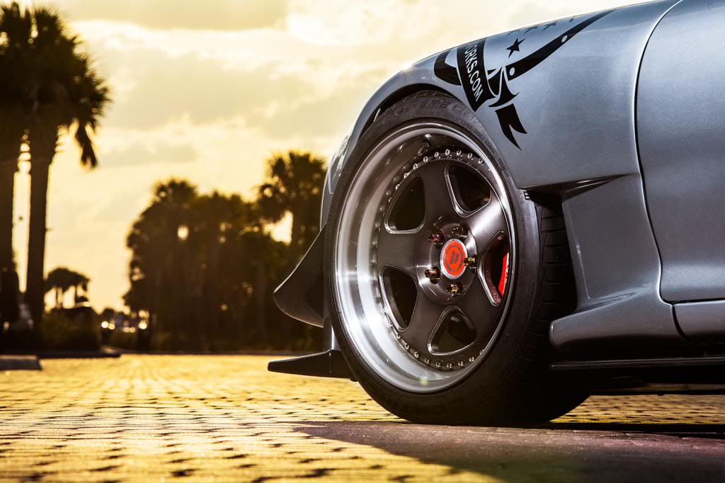 Name:  Wheel-Detail-1_zps9e023a70.jpg
Views: 299
Size:  88.8 KB