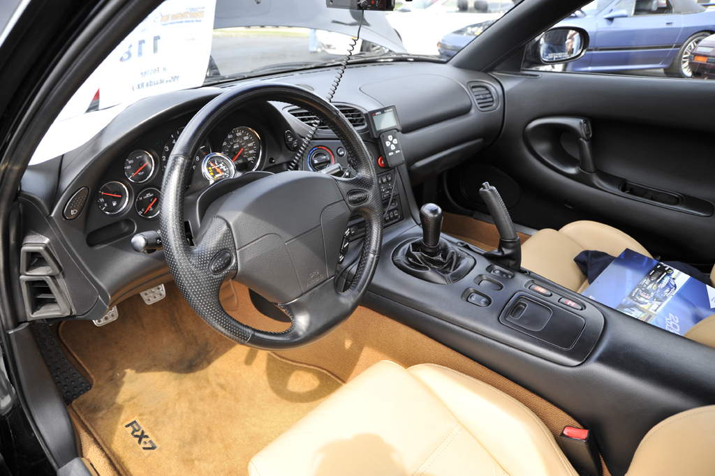 Name: Interior_zpse3a12d31.jpg
Views: 156
Size: 513.8 KB