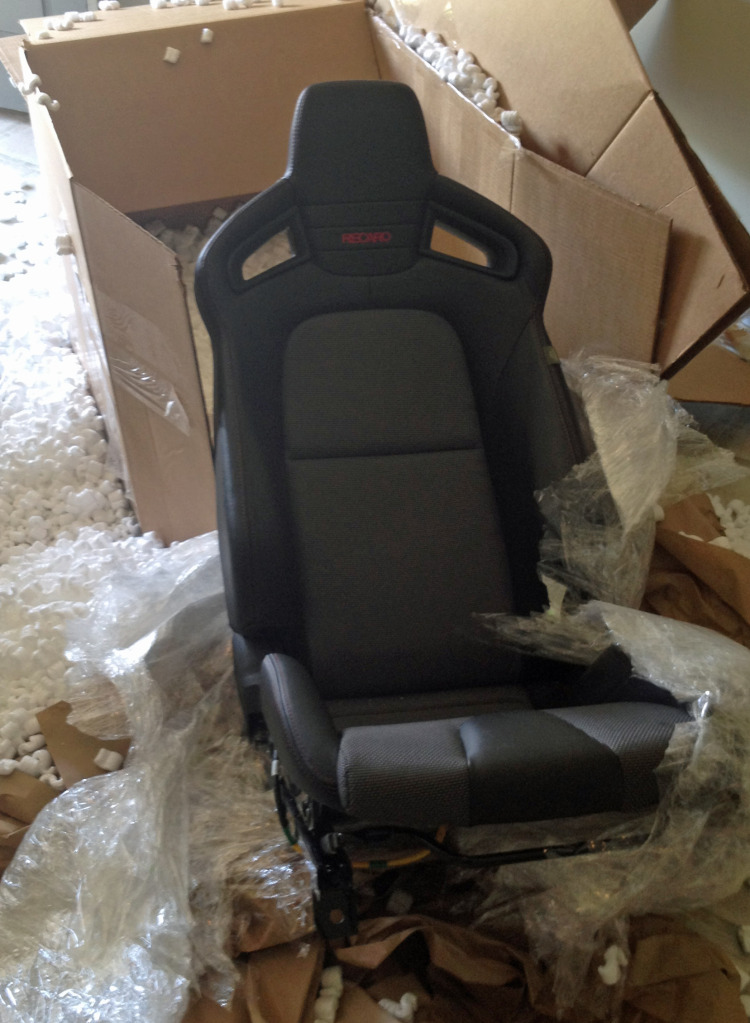 Name: IphoneMisc2012-05-18RecaroSeats009.jpg
Views: 672
Size: 195.7 KB