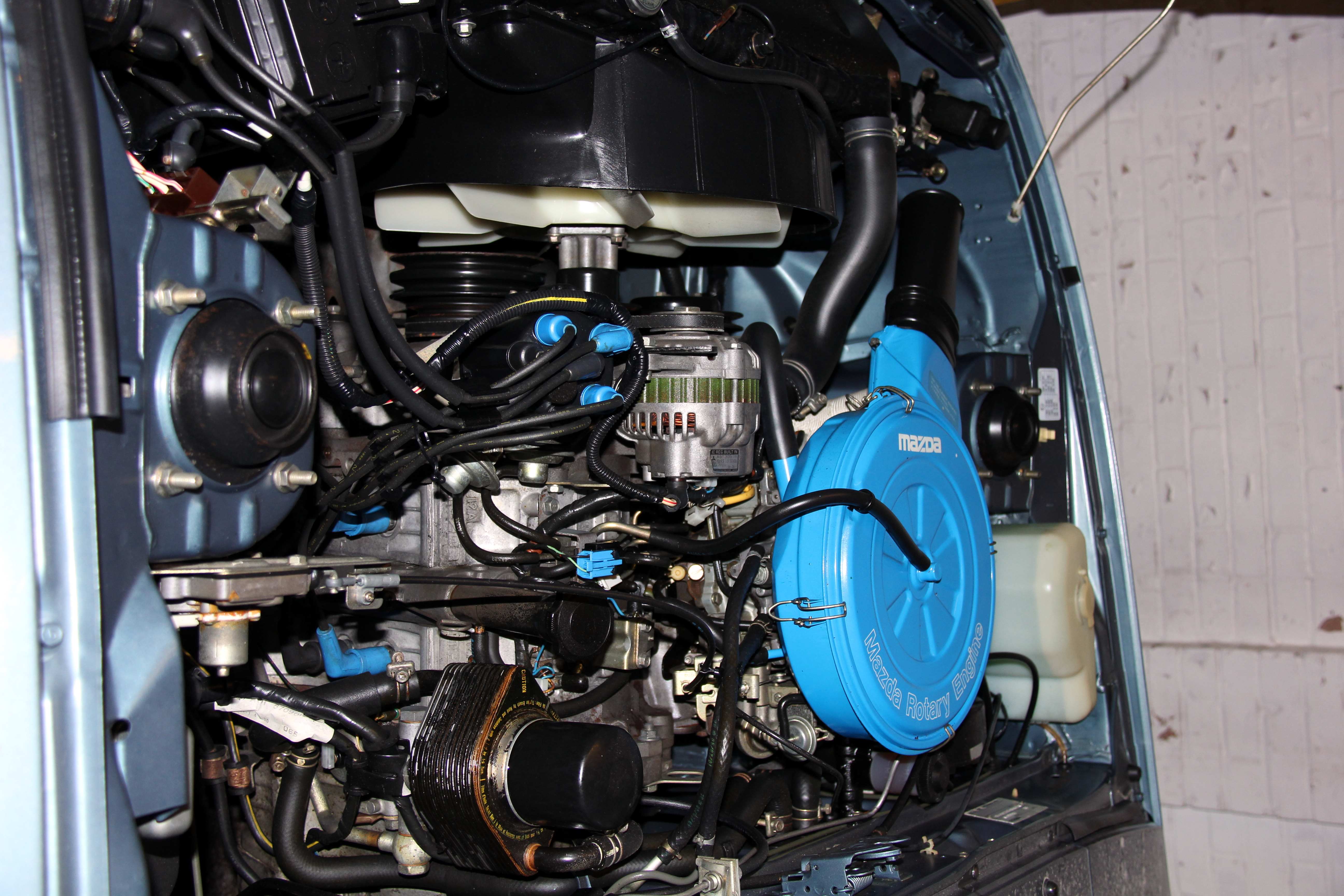 Name:  enginebaynearside.jpg
Views: 298
Size:  989.9 KB