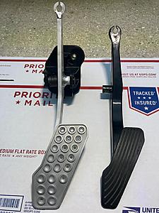 Goodfella's Rotary Garage 1995 BB FD, my take on the Ultimate Street Machine-levygaspedal4.jpg