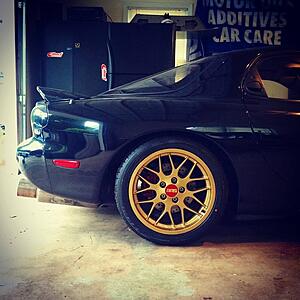 My first venture into Japanese cars..OEM+ 93 RX7 restoration/cleanup thread-1xemewpl.jpg
