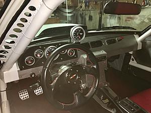 81 custom widebody-int2_121117.jpeg