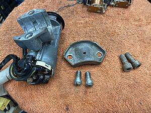 FrankenRex Will Rise: stuffing a GSL-SE into a'79 SA-midp8uul.jpg