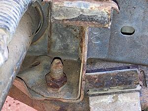 FrankenRex Will Rise: stuffing a GSL-SE into a'79 SA-zktefr8l.jpg