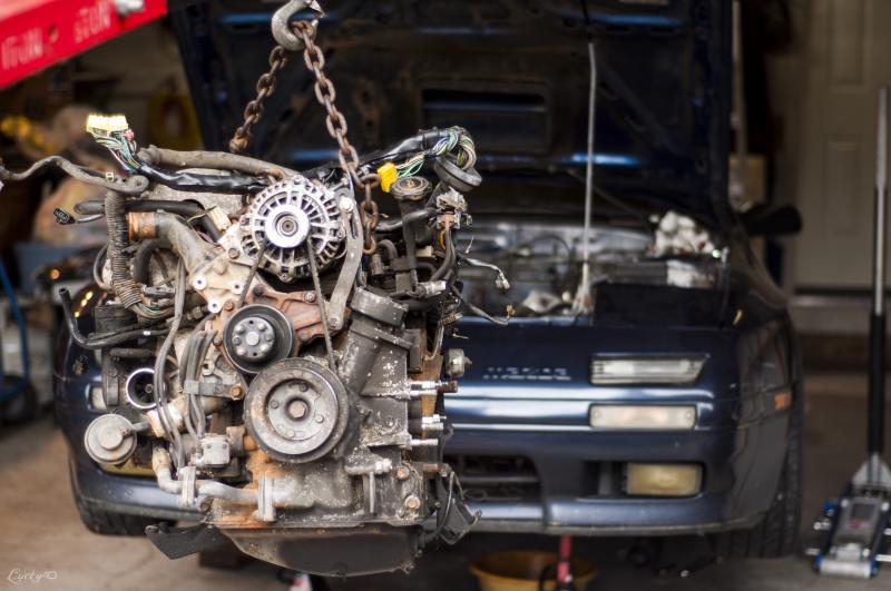 Name:  PullingEngine.jpg
Views: 81
Size:  64.5 KB