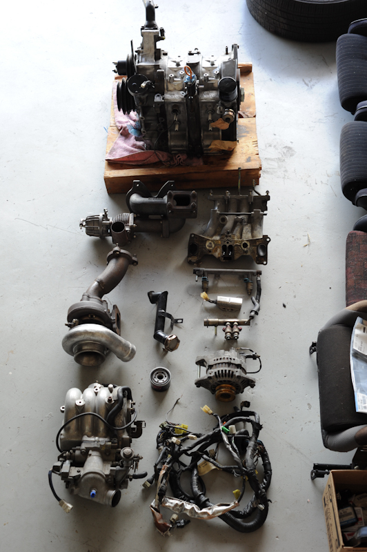 Name:  13btf-disassemble-201310220010.jpg
Views: 435
Size:  340.1 KB