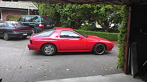 Keeping her looking mint - S4 T2-6ifl1jv.jpg