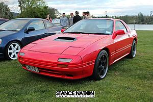 Keeping her looking mint - S4 T2-miz4za1.jpg