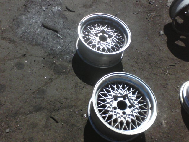 Name:  crownvics_zps85c55019.jpg
Views: 109
Size:  86.4 KB