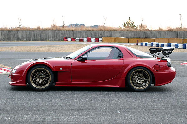 Name: 2bk_fd3s_rx7_02_zps38141bf3.jpg
Views: 174
Size: 69.1 KB
