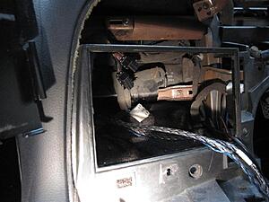 Missing mounts for head unit?-9eaaj.jpg