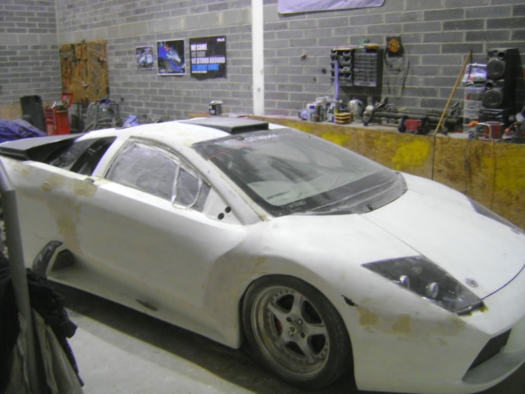 Name:  lambodrivers010-1.jpg
Views: 23
Size:  90.2 KB
