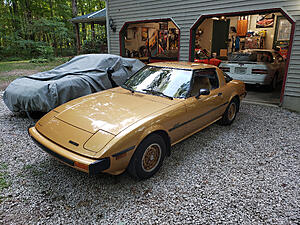 1979 Rx7 (first car-1y7f5xd.jpg