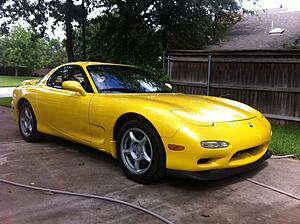 New RX7 owner! 1993 RX7 R1 CYM-7le2u.jpg
