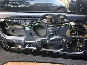 What is this WIRE!?!?!-inside-door-panel.jpeg