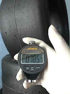 Slick tire hardness by tire durometer-photo238.jpg